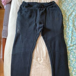 Nike Techpants (Black)